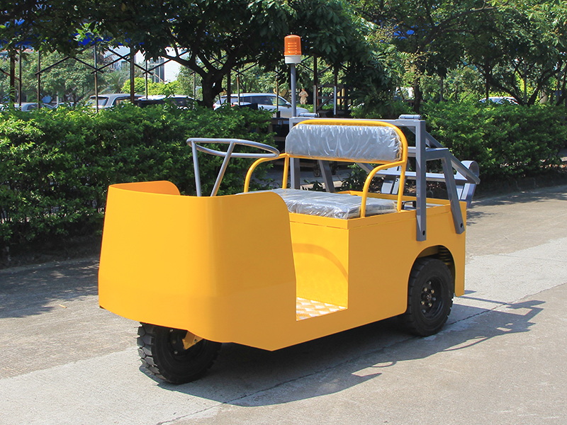 Electric Towing Tractor