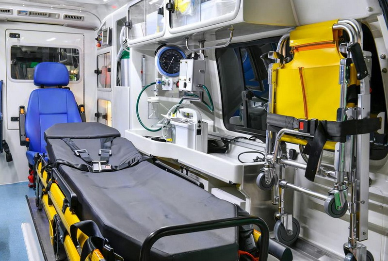 What Makes Electric Ambulance Carts Superior to Manual Stretchers