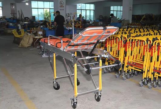 What Makes Electric Ambulance Carts Superior to Manual Stretchers 2
