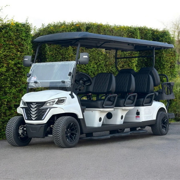 How Do Electric Golf Carts Stack Up Against Luxury Golf Carts_3