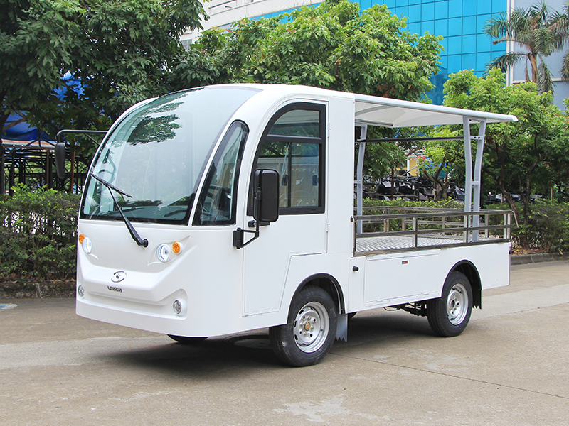 Electric Delivery Trucks