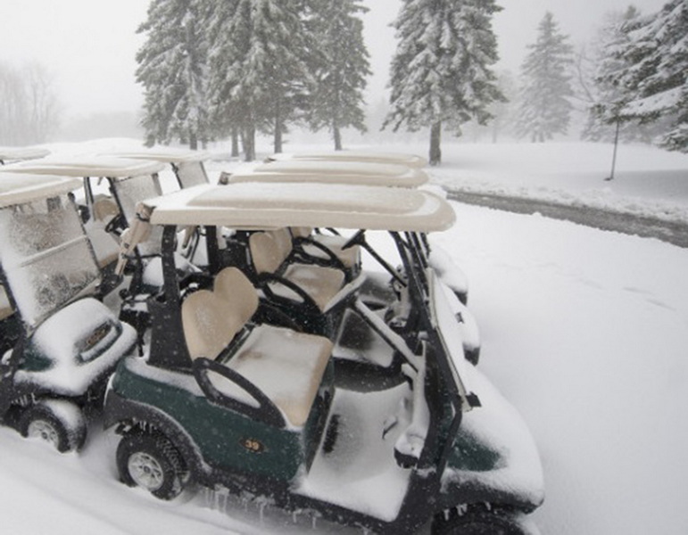 Can You Drive An Electric Golf Cart in The Winter_2